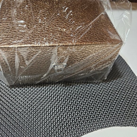 Brand New Jewellery Gift Box From Macy's Brown Gold Perfect Condition - Picture 5 of 13